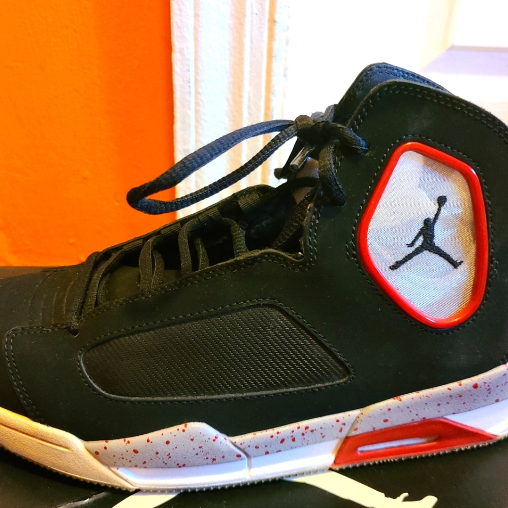 JORDAN FLIGHT LUMINARY